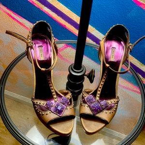 These shoes I had to draw! And it’s featured on my page!  I love these shoes!